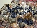 晶质铀矿1064