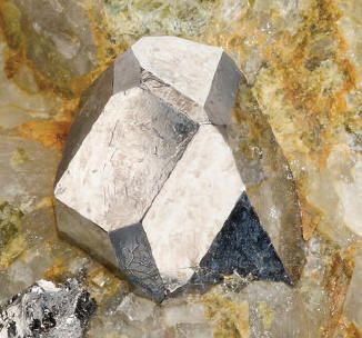 Sperrylite crystal 9 mm high. Wallbridge specimen. M. Bainbridge photo.