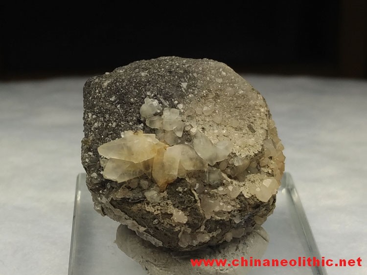 无根浮生方铅矿被白铅矿包裹和方解石共生矿物晶体标本宝石原石矿,白铅,方铅矿,方解