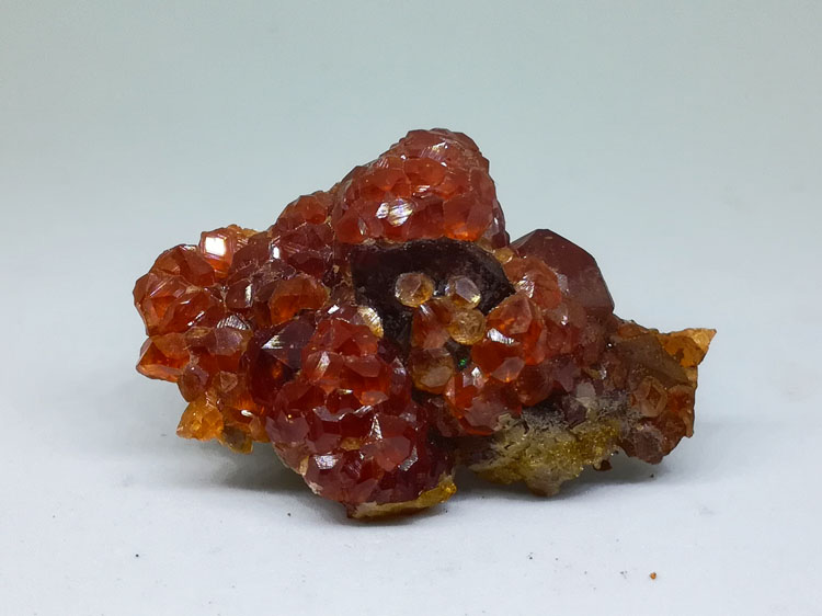 manganese aluminum garnet Fanta stone Quartz gem mineral crystal specimens,Garnet,Quartz