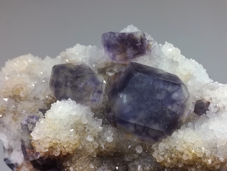 Rare twelve face purple Fluorite mineral crystal gem stone ornamental stone ore samples of new miner,Fluorite,Quartz