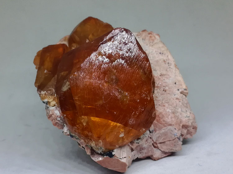 Chinese Fujian produced a new gem champagne color calcite crystal gem stone ore samples,Calcite,Aragonite