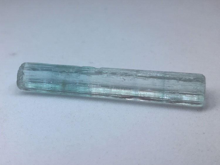 Fujian new China produced Aquamarine mineral crystal mineral specimen gem stone ore materials,Aquamarine
