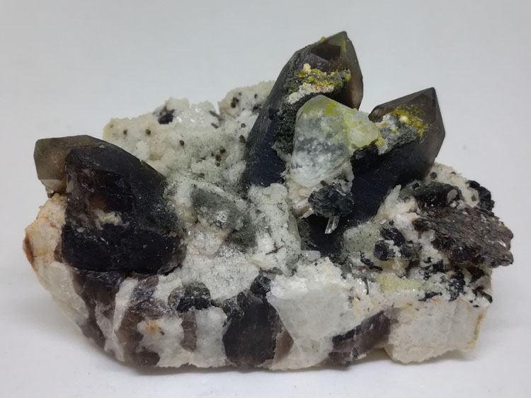 Topaz and smoky quartz and unknown mineral paragenesis ore gem stone specimens,Topaz,Quartz,Opal