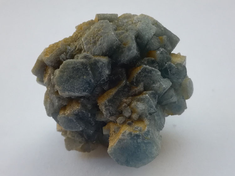 Yunnan's new blue mineral crystal stone ore samples of unknown,Barite