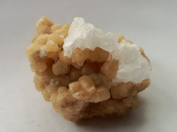 (New) Specimen of Yellow Garnet and Calculus Symbiotic Minerals Crystal Gemstone Raw Ore,Garnet,Calcite