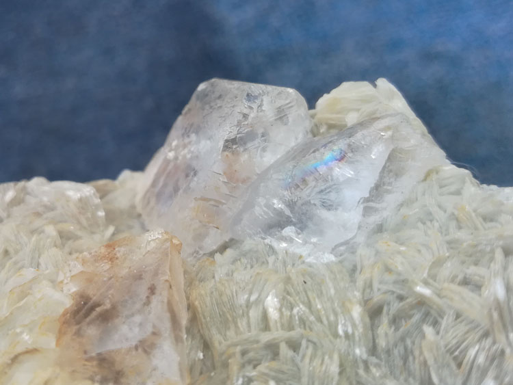 Crystal Specimens of Colourless Transparent Fluorite and Scheelite and Mica Ore, Raw Gems,Fluorite,Mica,Scheelite