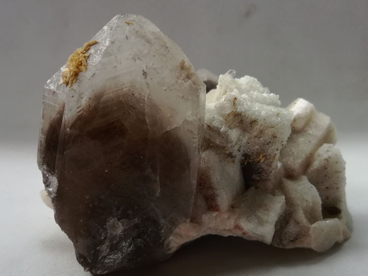 Helvite, Garnet and Feldspar, Stilbite, Smoky Quartz Symbiotic Mineral Specimens Crystal Gemstone,Helvite,Garnet,Quartz,Stilbite,Feldspar