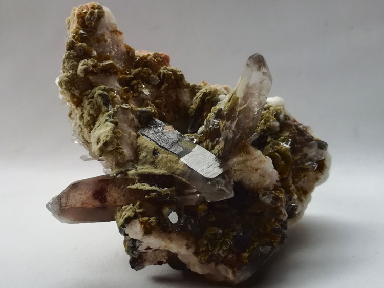 Garnet inclusion Multiple crystal head Smoky Quartz and mica paragenetic mineral specimens Crystal,Quartz,Mica,Garnet
