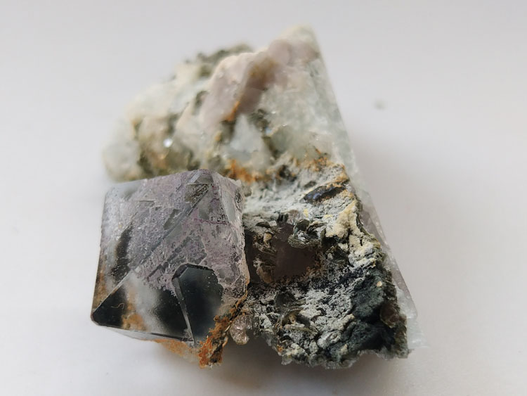Complete Fluorite Octahedron Mineral Specimens Mineral Crystals Gem Materials,Fluorite