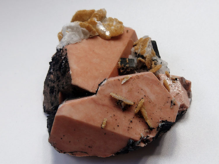 Stilbite,Calcite Feldspar Mineral Specimens Mineral Crystals Gem Materials,Stilbite,Calcite,Feldspar