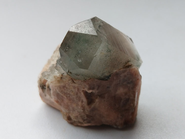 Light green double ended smoke quartz Microcline Albite  Feldspar Mineral Specimens Mineral Crystals,Quartz,Feldspar