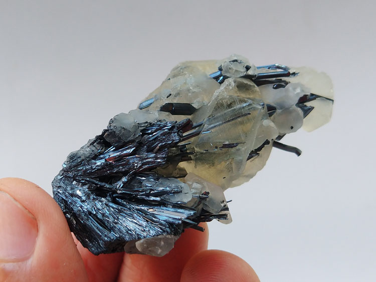 Golden Calculus and Antimony Symbiotic Mineral Specimens Crystal Gemstone Raw Ore,Calcite,stibnite