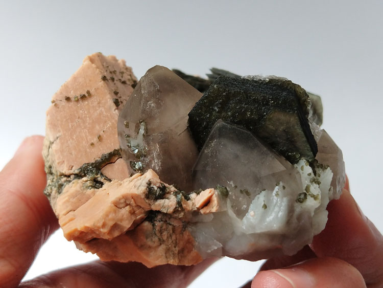 Green Mica Smoky Quartz,Microcline Albite  Feldspar Mineral Specimens Mineral Crystals Gem Materials,Mica,Quartz,Feldspar